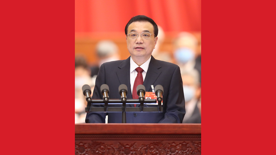 李克强作政府工作报告.jpg