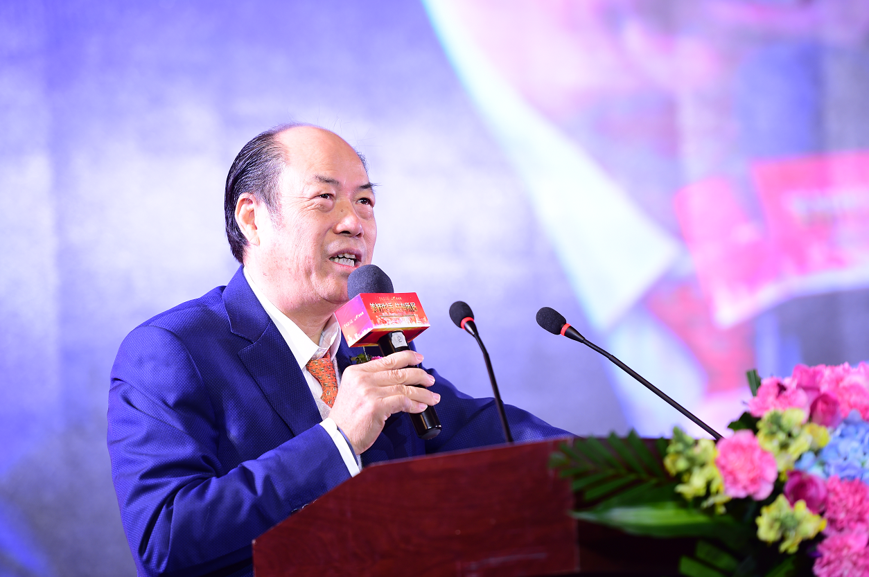 杨国强.png