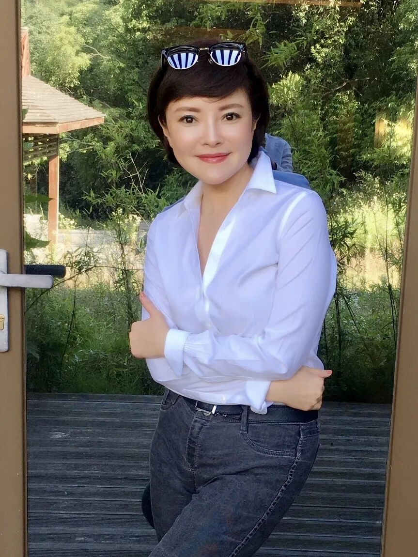 600729.SH_陈果_头像.jpg